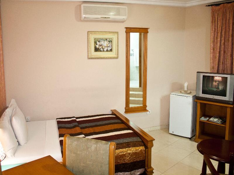 Eastgate Hotel Accra Esterno foto