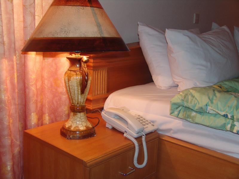 Eastgate Hotel Accra Esterno foto
